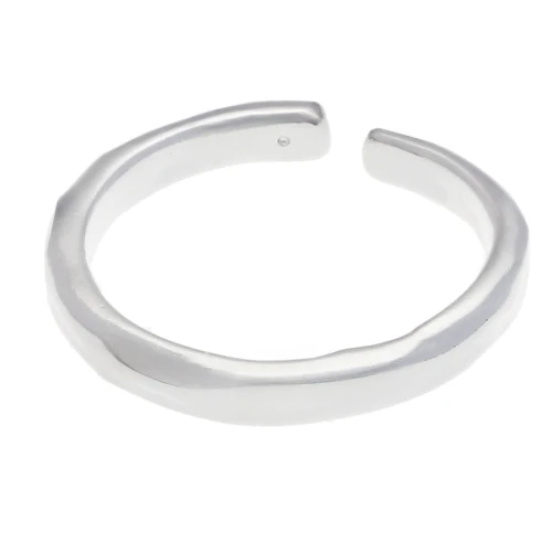 Bague fine martelée réglable - Taille 56 à 62 - Placage Argent fin x1