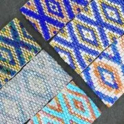 Bracelet tissé en perles motif navajo 28 mm Cobalt/Jaune