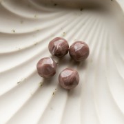 Perles rondes irrégulières facettées 12 mm en résine opaque - Cacao marbré x4