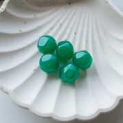 Perle ronde irrégulière facettée 14 mm résine transparente - Jade x1