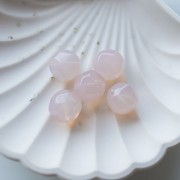 Perles rondes irrégulières facettées 14 mm en résine transparente - Rose pâle