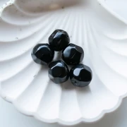 Perles rondes irrégulières facettées 14 mm en résine opaque - Noir x1