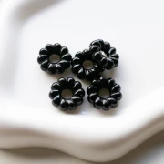 Perles rondelles 18 mm effet torsadé en résine opaque - Noir x4