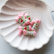 Perle Santiag - botte de cowboy 24x17 mm en verre - Motif coeur - Rose - Vert