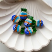 Perle poisson 19x13 mm en verre - Rayé - Bleu - Orange - Vert x1