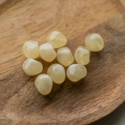 Perles irrégulières 15x14 mm en acrylique - Beige marbré x10