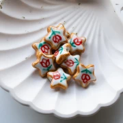 Perle étoile 17 mm en céramique - motif tulipe - Blanc - Rouge x1