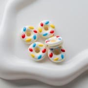 Perle donuts 18.5 mm en céramique - Blanc - Rouge - Jaune - Bleu x1