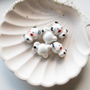 Perle ourson 19.5x16 mm en céramique - Blanc - Noir x1