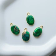 Breloque ovale 18x11 mm en pierre gemme - Turquoise Oyster Vert foncé x1
