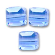 Cubes Swarovski 5601 4 mm Light Sapphire x8