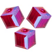 Cubes PureCrystal 5601 4 mm - Light Siam Shimmer x8
