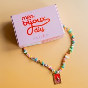Mes bijoux DIY - Kit collier avec perles en coquillage teinté|raw }}