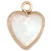 Breloque - Breloque coeur 7x5.5 mm cabochon imitation White Opal Gold filled (or laminé) x1 Breloque coeur 7x5.5 mm cabochon imitation White Opal Gold filled (or laminé) x1
