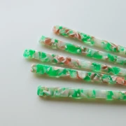 Pique à cheveux avec trou - Ecaille de tortue - Vert - Marron - Beige x1