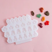 Moule en silicone Géa creations pour réaliser des pendentifs automnal x1