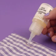 Colle anti-effilochage à l'eau sans solvant - Bohin - Transparent x25ml