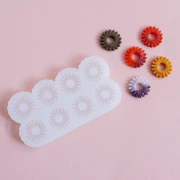 Moule en silicone Gea Creations pour fabriquer des pendentifs marguerites 20 mm x1