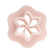 Mini emporte-pièce fleur n°3 10 mm en polymère biodégradable - Beige x1
