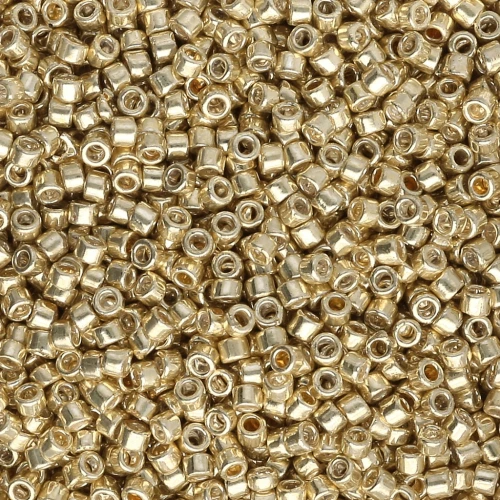 Toho Treasures 1.8 mm TO1T559 - Galvanized Yellow Gold x8g