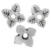 Coupelles fleurs 6 mm argenté vieilli x10|raw }}