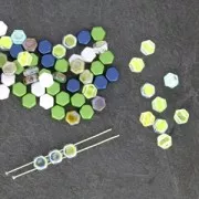 Perles en verre tchèque Honeycomb 6 mm Light Siam Lumi Amethyst x20