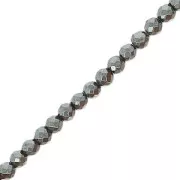 Jet Hematite - Mini perles facettées imitation hématite 2 mm Jet Hematite x39 cm Mini perles facettées imitation hématite 2 mm Jet Hematite x39 cm
