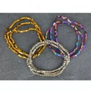 Mini perles cubes imitation hématite 2.2 mm Light Green Metallic x40 cm