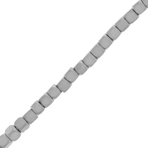 Mini perles cubes imitation hématite facettés 1.8 mm Mat Labrador x40 cm