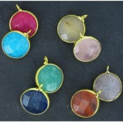 Breloque ronde facettée imitation gemme 15 mm doré/Quartz Rose x1