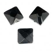 Carrés facettés 10 mm Jet x10|raw }}