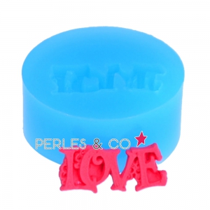 Mini moule silicone pour pâte polymère et pâte de métal 21x8,5 mm Love