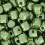 Minos® par Puca® 2.5x3 mm Pastel Olivine x5g|raw }}