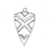 Pendentif bouclier africain décoré de motifs ethniques 30mm Placage Argent fin vieilli|raw }}