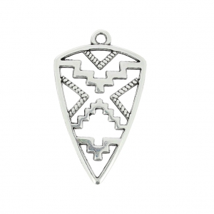 Pendentif bouclier africain décoré de motifs ethniques 30mm Placage Argent fin vieilli
