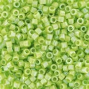 Miyuki Delica 11/0 DB0169 - Opaque Chartreuse AB paquet de 100g