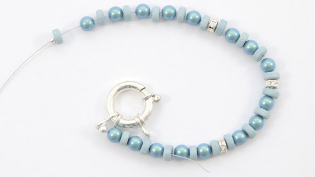 Faire de jolies finitions avec des perles à écraser : Etape 6 Faire de jolies finitions avec des perles à écraser : Etape 6