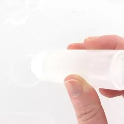 Comment utiliser la résine d'inclusion avec un moule ? : Etape 1 Comment utiliser la résine d'inclusion avec un moule ? : Etape 1