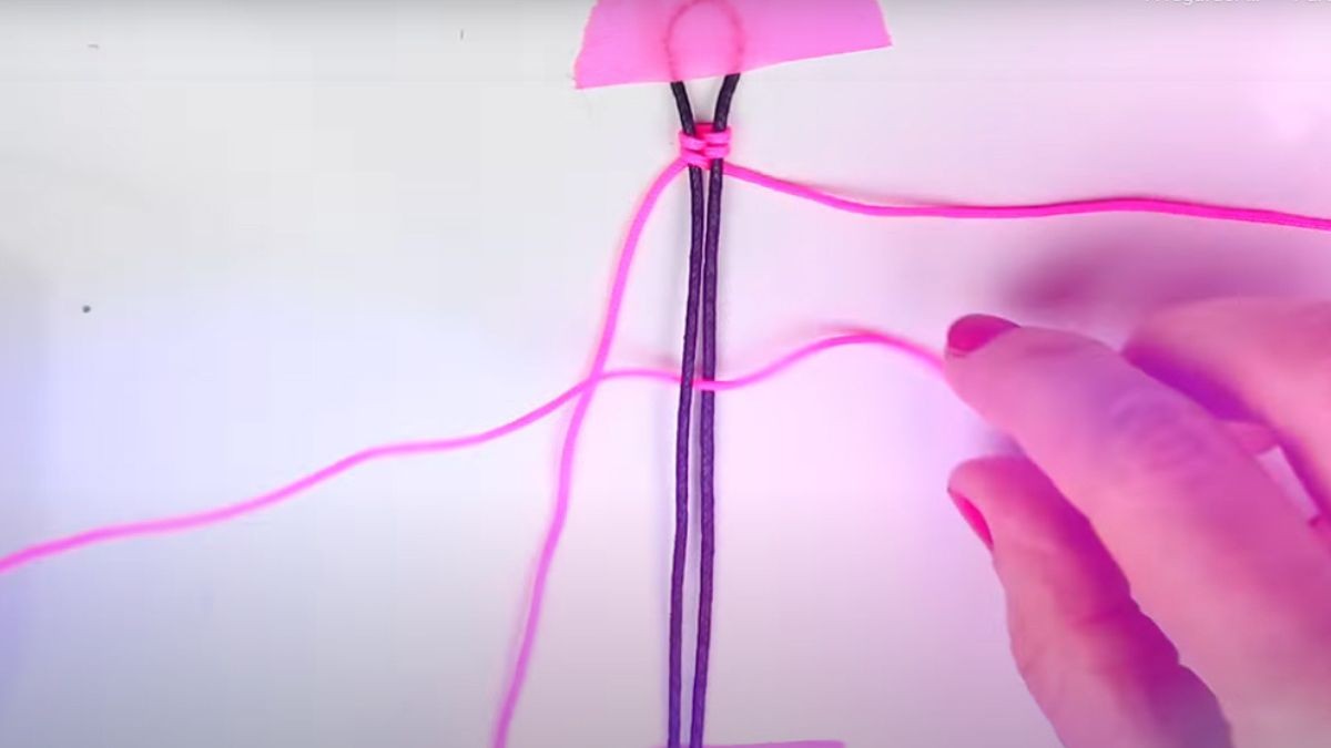 Réaliser des bracelets brésiliens tressés : Etape 6