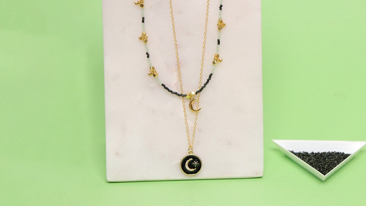 Saison Automne - Leçon 4 : rassembler deux colliers ensemble