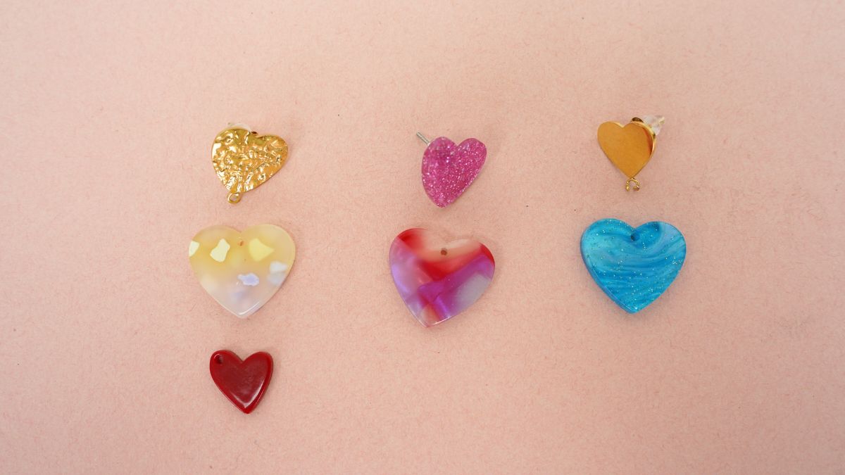 5 idées créatives de boucles d'oreilles pendantes à porter cet été : Etape 4 5 idées créatives de boucles d'oreilles pendantes à porter cet été : Etape 4