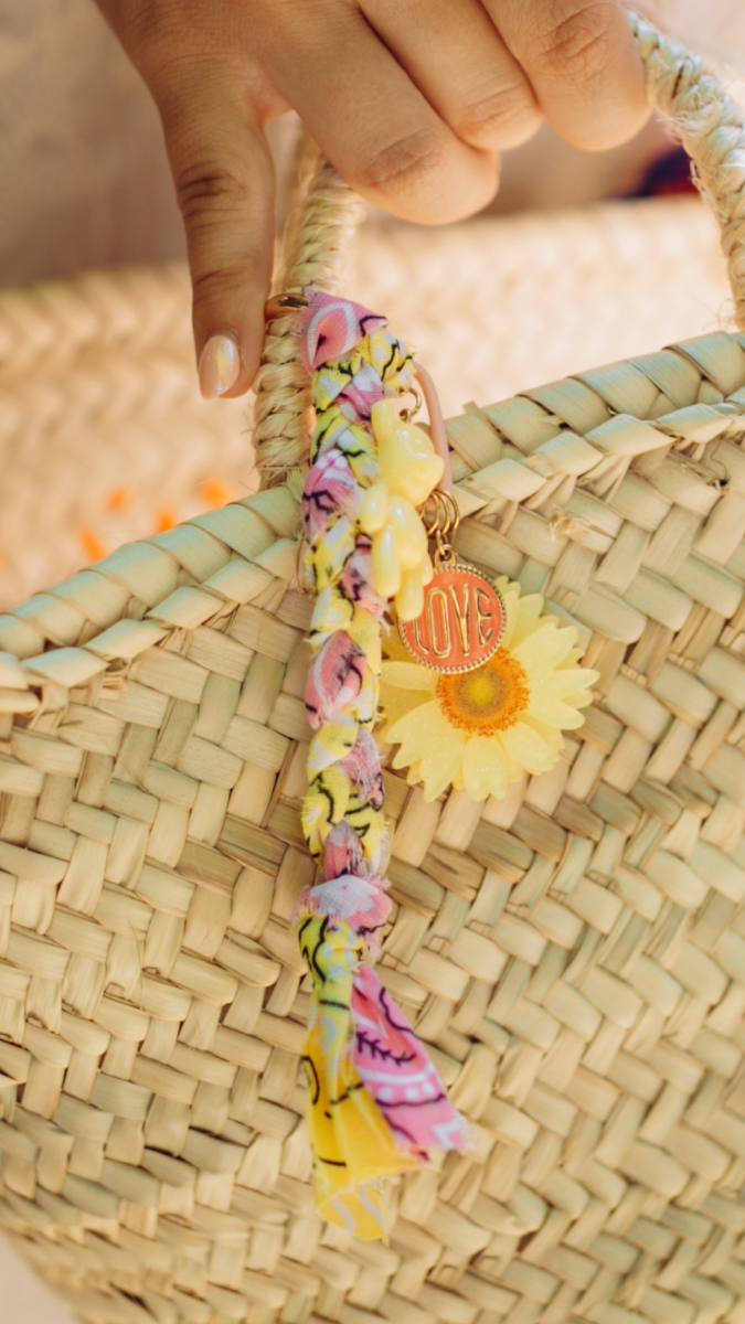 Schéma 10 idées de bijoux de sac originaux à faire soi-même Schéma 10 idées de bijoux de sac originaux à faire soi-même