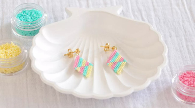 Boucles en Brick Stitch