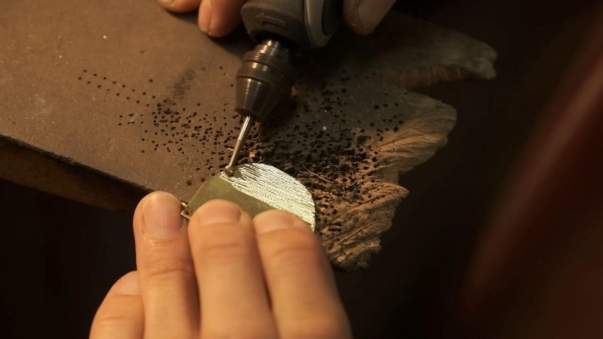 texturer le metal avec une fraise boule