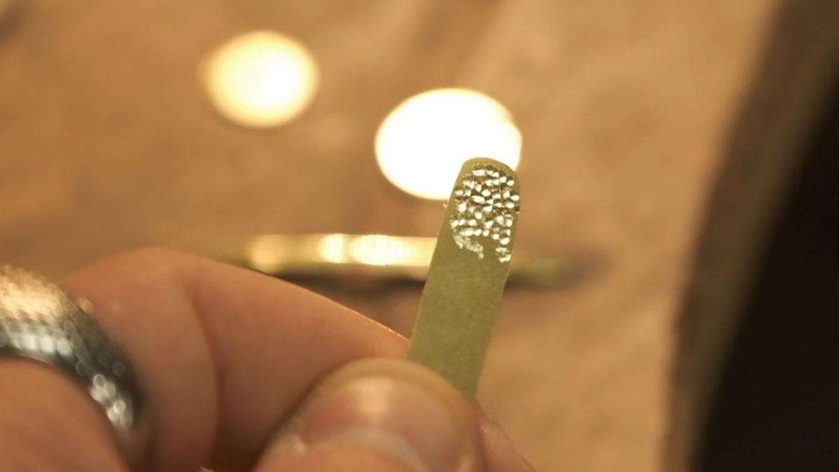 texturer le métal avec une fraise boule