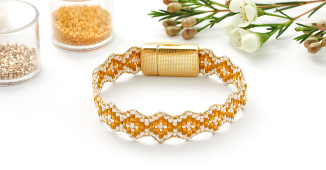 bracelet miyuki avec fermoir aimant&eacute;