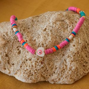collier en perles r&eacute;sistant eau