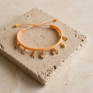 bracelet fermeture coulissante en macram&eacute;