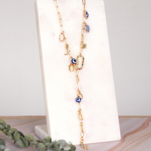 collier charms porte bonheur