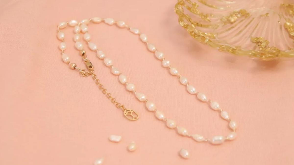 perles nacr&eacute;es